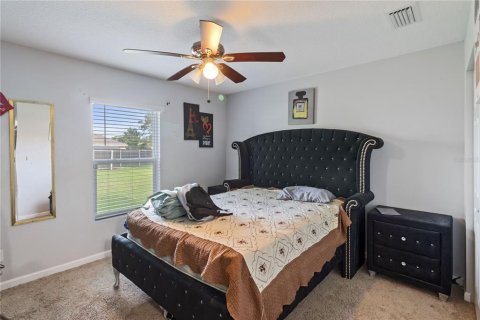 House in Saint Lucie, Florida 4 bedrooms, 177.91 sq.m. № 1913137 - photo 7