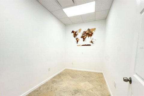 Commercial property in Saint Petersburg, Florida 473.8 sq.m. № 1733412 - photo 19