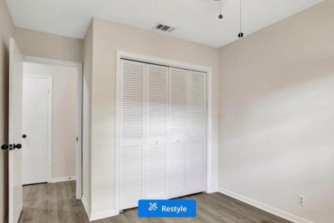 Townhouse in Coral Springs, Florida 3 bedrooms, 139.35 sq.m. № 2402428 - photo 19