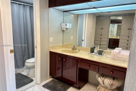 Copropriété à louer à Sunny Isles Beach, Floride: 2 chambres, 123.65 m2 № 2188306 - photo 23