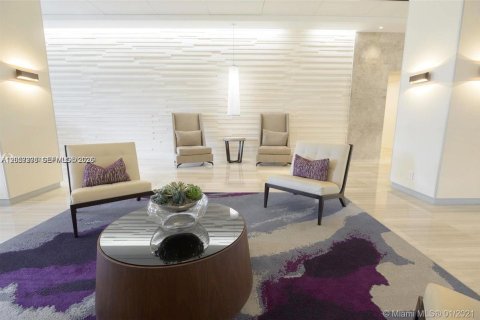 Copropriété à louer à Sunny Isles Beach, Floride: 2 chambres, 123.65 m2 № 2188306 - photo 8