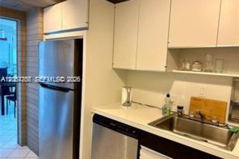 Copropriété à louer à Sunny Isles Beach, Floride: 2 chambres, 123.65 m2 № 2188306 - photo 18
