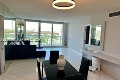 Copropriété à louer à Sunny Isles Beach, Floride: 2 chambres, 123.65 m2 № 2188306 - photo 20