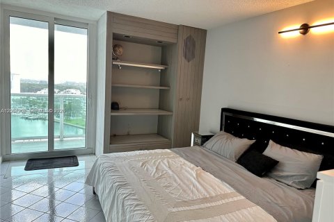 Copropriété à louer à Sunny Isles Beach, Floride: 2 chambres, 123.65 m2 № 2188306 - photo 25