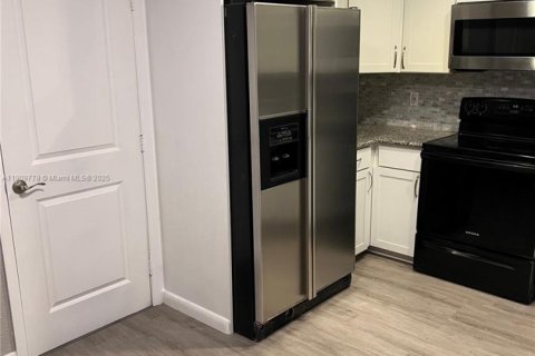 Villa ou maison à vendre à Delray Beach, Floride: 3 chambres, 119.1 m2 № 1968194 - photo 3