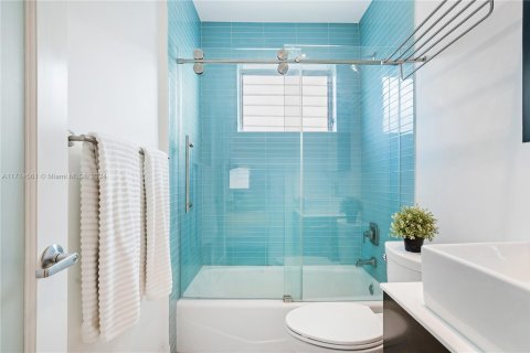 Condominio en venta en Miami Beach, Florida, 35.3 m2 № 1985555 - foto 17