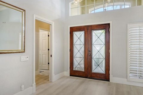 House in University Park, Florida 3 bedrooms, 205.87 sq.m. № 1386986 - photo 14