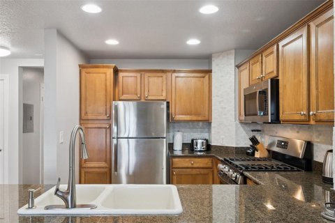 Condo in Four Corners, Florida, 3 bedrooms  № 2204517 - photo 14