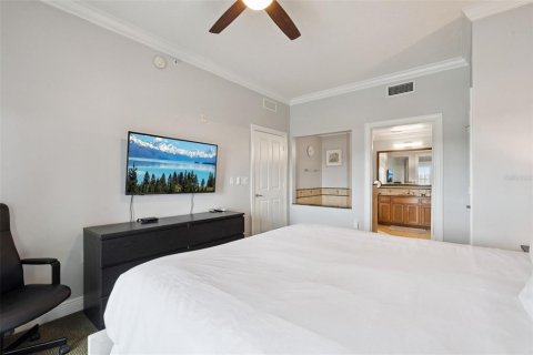 Condo in Four Corners, Florida, 3 bedrooms  № 2204517 - photo 23