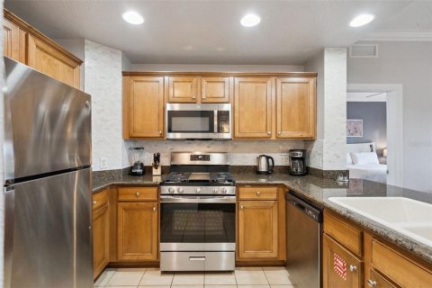 Condo in Four Corners, Florida, 3 bedrooms  № 2204517 - photo 16