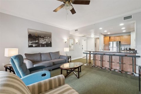 Condo in Four Corners, Florida, 3 bedrooms  № 2204517 - photo 10