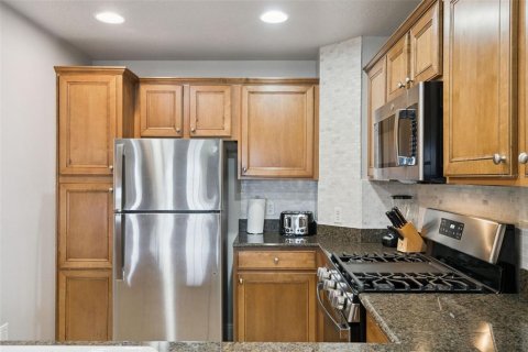 Condo in Four Corners, Florida, 3 bedrooms  № 2204517 - photo 17