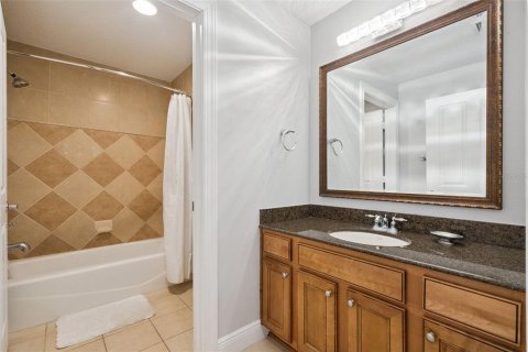 Condo in Four Corners, Florida, 3 bedrooms  № 2204517 - photo 28