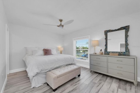 Townhouse in Dunedin, Florida 3 bedrooms, 123.1 sq.m. № 1597644 - photo 18