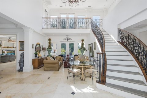 House in Trinity, Florida 6 bedrooms, 477.42 sq.m. № 2285049 - photo 10