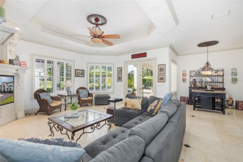 House in Trinity, Florida 6 bedrooms, 477.42 sq.m. № 2285049 - photo 20