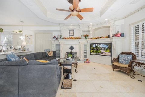 House in Trinity, Florida 6 bedrooms, 477.42 sq.m. № 2285049 - photo 21