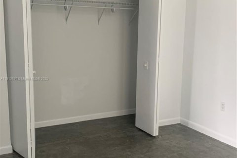 Copropriété à louer à Miami, Floride: 2 chambres, 96.25 m2 № 1968919 - photo 14