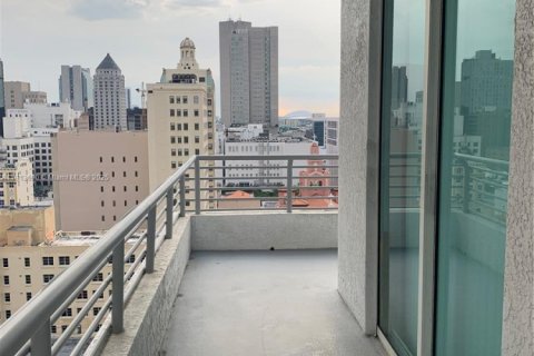 Copropriété à louer à Miami, Floride: 2 chambres, 96.25 m2 № 1968919 - photo 7