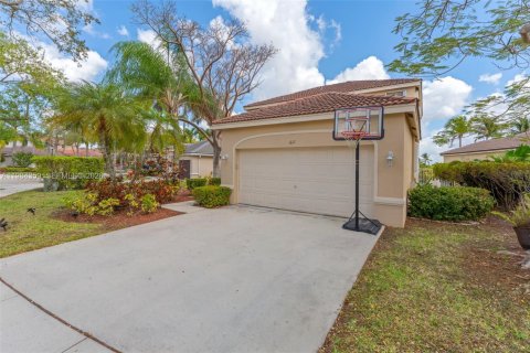 Casa en venta en Weston, Florida, 4 dormitorios, 211.26 m2 № 2045510 - foto 2