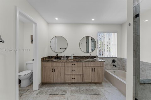 Casa en venta en Weston, Florida, 4 dormitorios, 211.26 m2 № 2045510 - foto 21