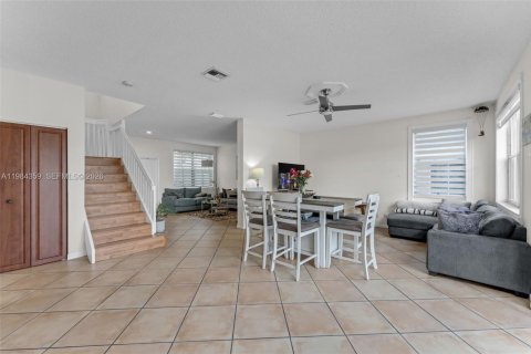 Casa en venta en Weston, Florida, 4 dormitorios, 211.26 m2 № 2045510 - foto 12