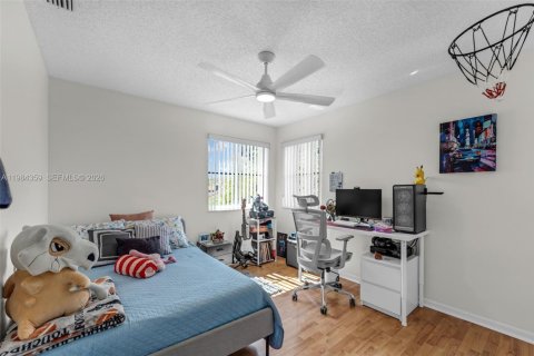 Casa en venta en Weston, Florida, 4 dormitorios, 211.26 m2 № 2045510 - foto 19