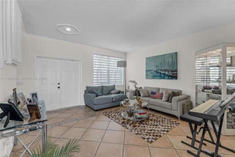 Casa en venta en Weston, Florida, 4 dormitorios, 211.26 m2 № 2045510 - foto 7