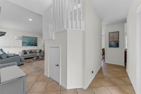 Casa en venta en Weston, Florida, 4 dormitorios, 211.26 m2 № 2045510 - foto 4