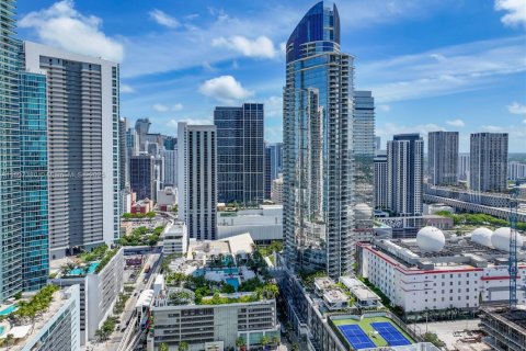 Купить кондоминиум в Майами, Флорида 2 спальни, 144.83м2, № 1748936 - фото 15