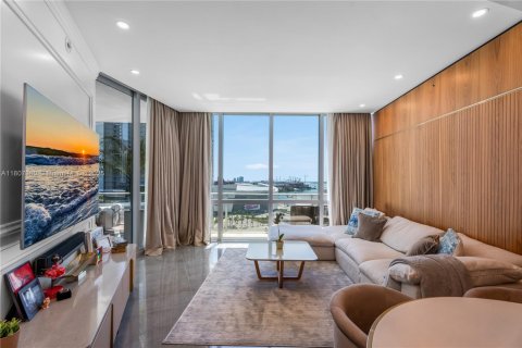 Купить кондоминиум в Майами, Флорида 2 спальни, 144.83м2, № 1748936 - фото 4