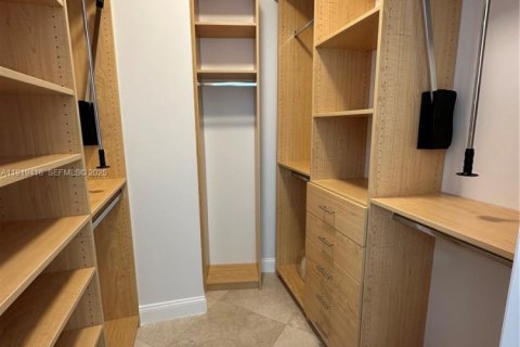 Снять в аренду кондоминиум в Санни-Айлс-Бич, Флорида 3 спальни, 216.18м2, № 1992327 - фото 23