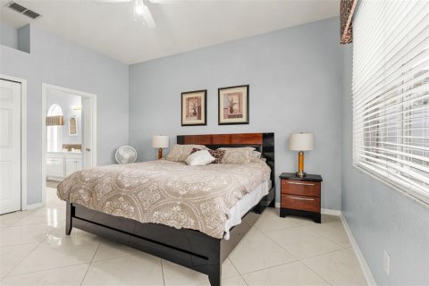 Casa en venta en Davenport, Florida, 4 dormitorios, 184.32 m2 № 2156780 - foto 19