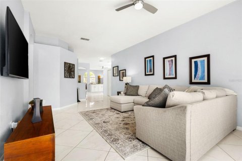 Casa en venta en Davenport, Florida, 4 dormitorios, 184.32 m2 № 2156780 - foto 17