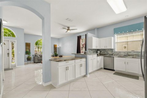 Casa en venta en Davenport, Florida, 4 dormitorios, 184.32 m2 № 2156780 - foto 5