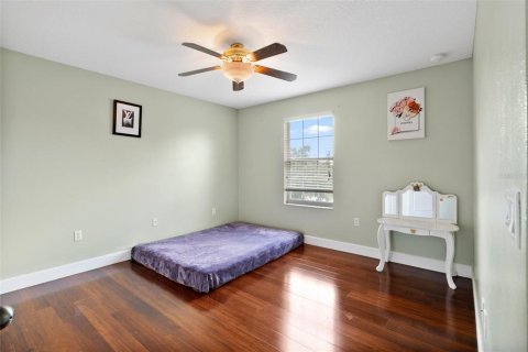 Casa en venta en Orlando, Florida, 4 dormitorios, 267.56 m2 № 1677639 - foto 17