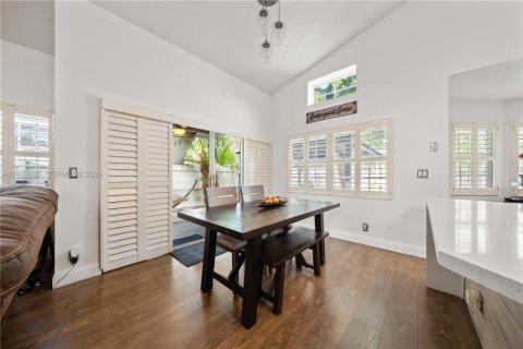 Casa en alquiler en Weston, Florida, 3 dormitorios, 128.3 m2 № 2055601 - foto 9