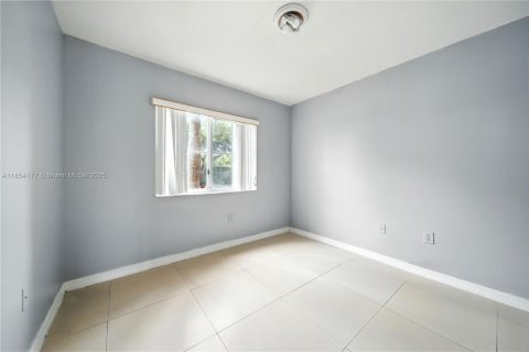 Copropriété à louer à Homestead, Floride: 3 chambres, 102.1 m2 № 2013787 - photo 8