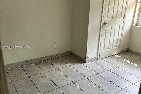 Casa en alquiler en Fort Lauderdale, Florida, 2 dormitorios, 65.03 m2 № 2033708 - foto 6