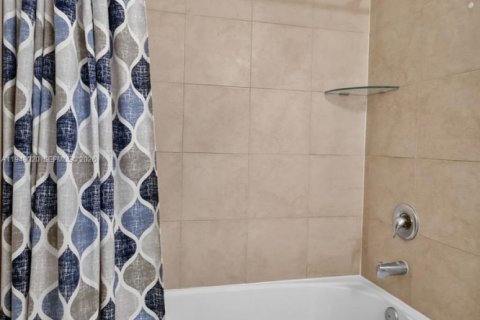 Touwnhouse à vendre à Homestead, Floride: 3 chambres, 154.12 m2 № 2004843 - photo 25