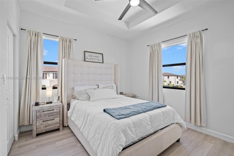 Купить таунхаус в Майами, Флорида 3 спальни, 123.37м2, № 2027872 - фото 20