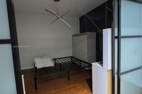 Copropriété à louer à Hallandale Beach, Floride: 1 chambre, 78.41 m2 № 2023977 - photo 8