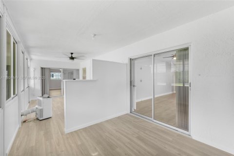 Casa en venta en Plantation, Florida, 2 dormitorios, 144.93 m2 № 1982807 - foto 27