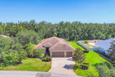 House in Bradenton, Florida 4 bedrooms, 299.61 sq.m. № 1749669 - photo 3