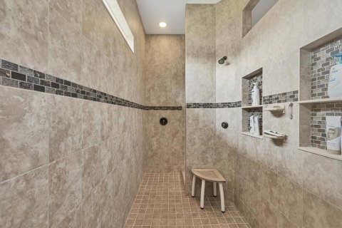 House in Bradenton, Florida 4 bedrooms, 299.61 sq.m. № 1749669 - photo 27