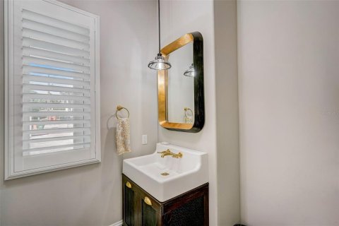 Casa en alquiler en Sarasota, Florida, 5 dormitorios, 282.7 m2 № 1797832 - foto 22