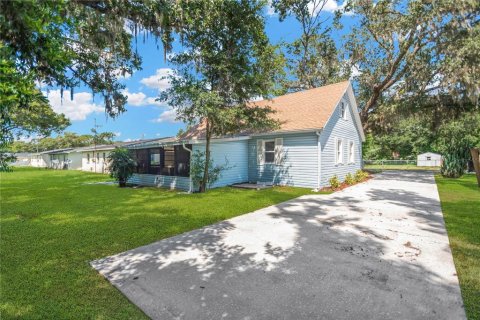 House in Zephyrhills, Florida 3 bedrooms, 102.56 sq.m. № 1911533 - photo 20