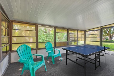 House in Zephyrhills, Florida 3 bedrooms, 102.56 sq.m. № 1911533 - photo 13