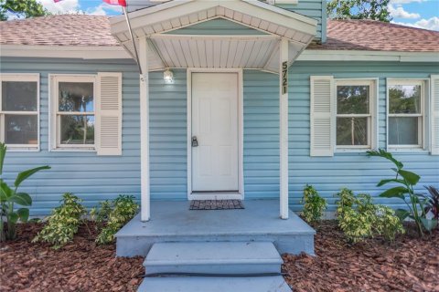 House in Zephyrhills, Florida 3 bedrooms, 102.56 sq.m. № 1911533 - photo 27