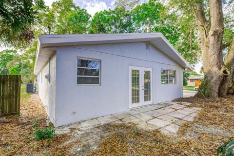 Villa ou maison à louer à Vero Beach, Floride: 3 chambres, 140.47 m2 № 2401402 - photo 8